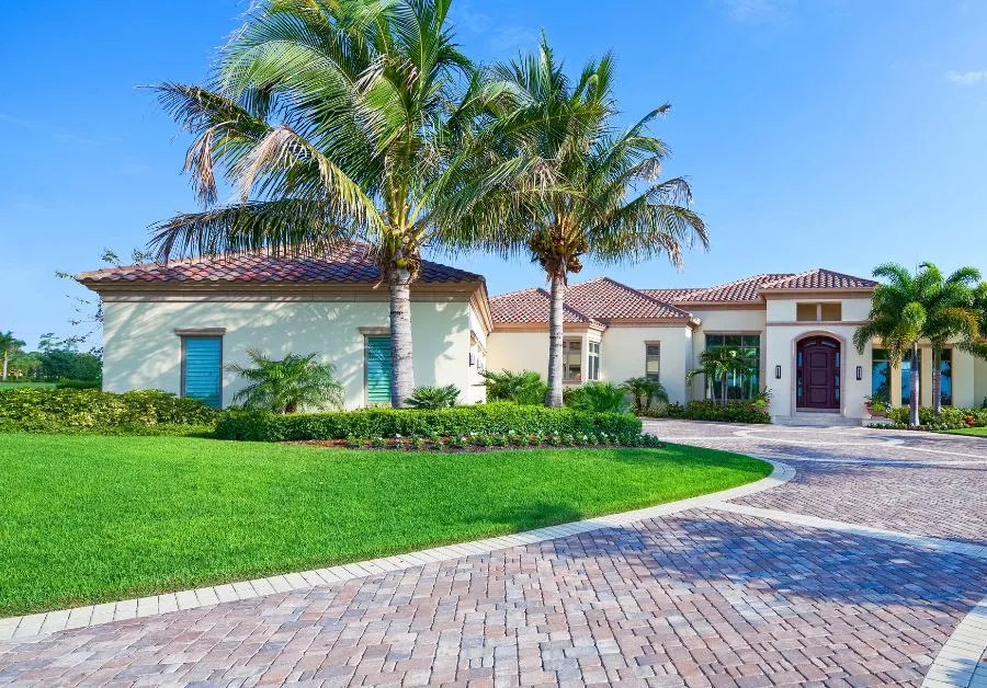 Buying a House in Florida: Essential Tips for Success